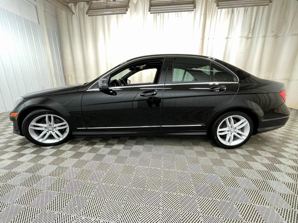 Used 2012 Mercedes-Benz C 300 4MATIC Sedan image 14