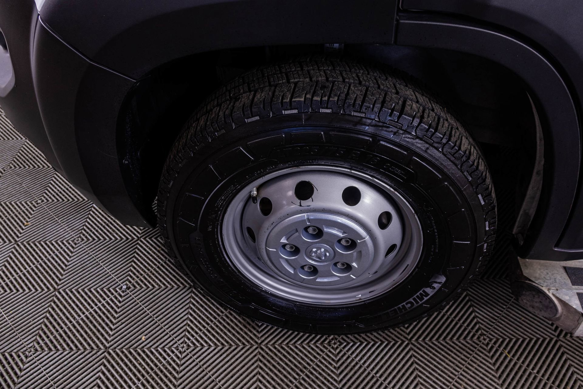 Used 2023 RAM ProMaster 2500 image 40