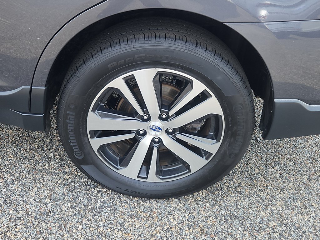 Used 2019 Subaru Outback 3.6R Limited AWD/4WD image 8