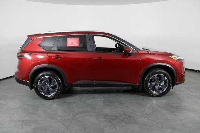 Certified 2025 Nissan Rogue SV w/ SV Premium Package FWD image 12