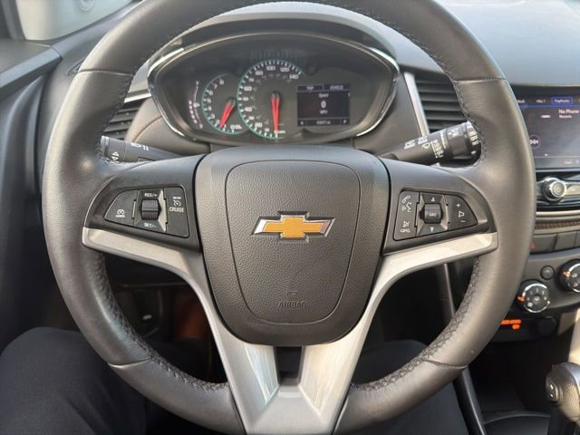 Used 2021 Chevrolet Trax LT w/ Redline Edition image 20