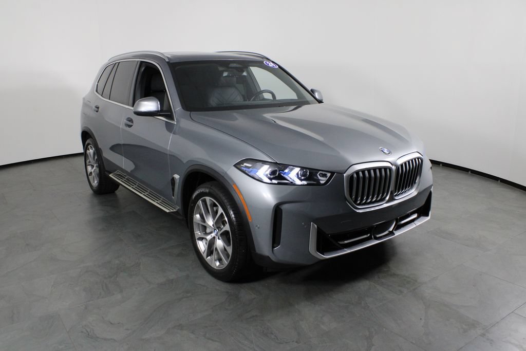 Used 2024 BMW X5 xDrive40i w/ Premium Package AWD/4WD image 4