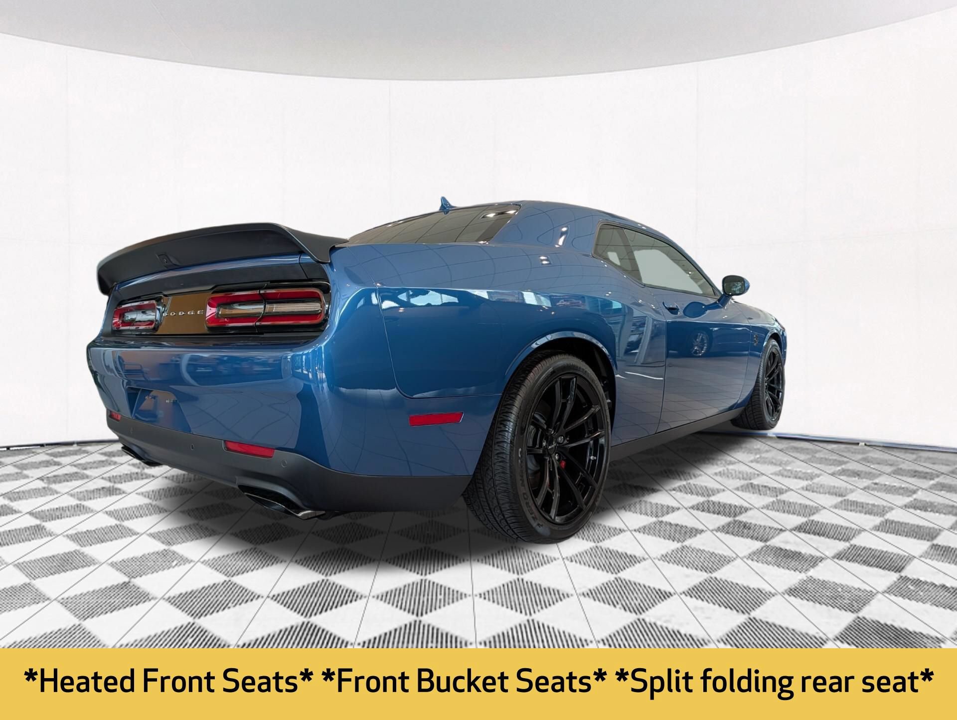 Used 2023 Dodge Challenger SRT Hellcat RWD image 17