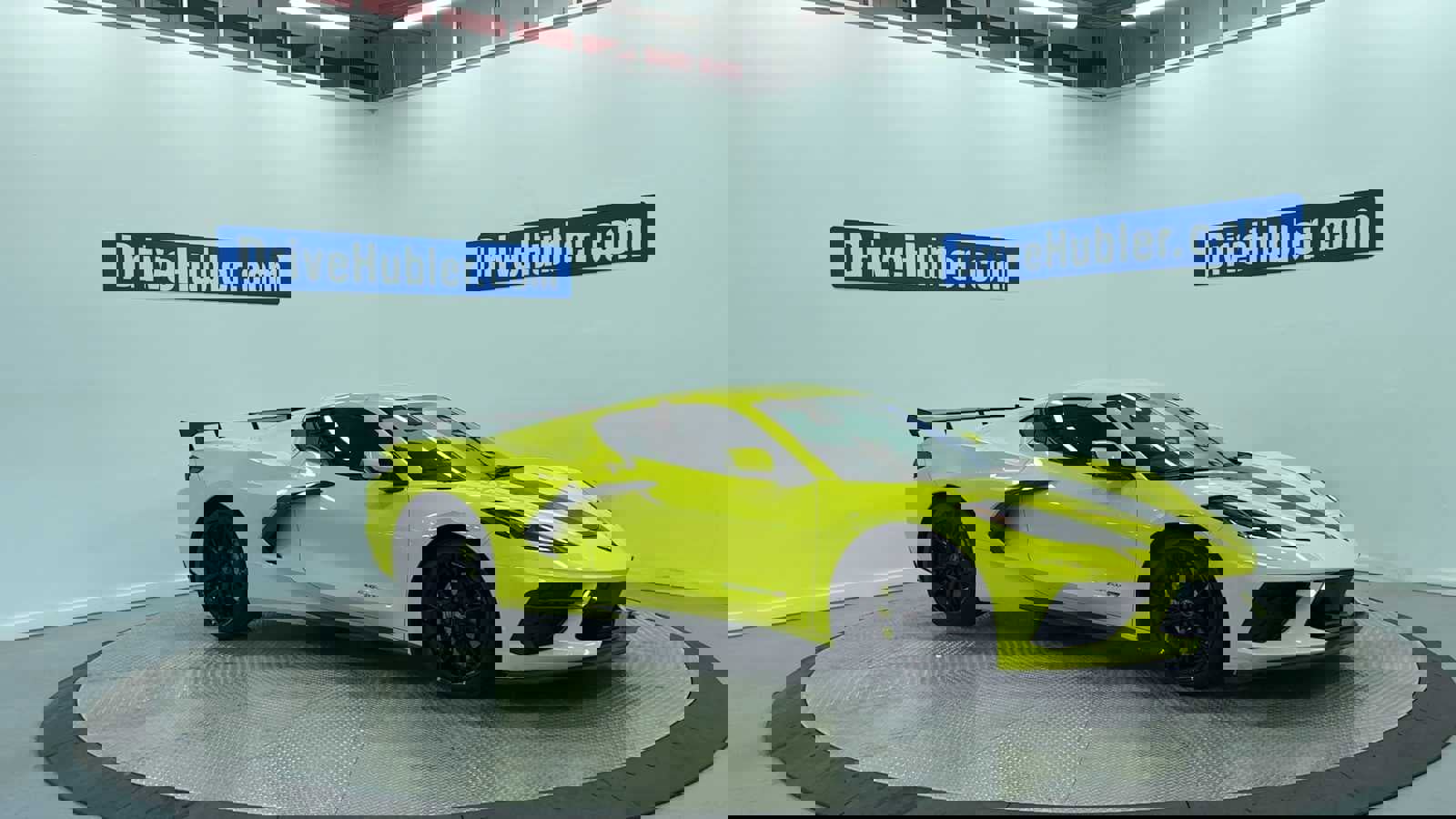 Used 2023 Chevrolet Corvette Stingray Premium Cpe image 2