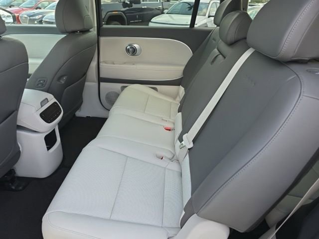 New 2026 Hyundai Ioniq 9 Limited image 11