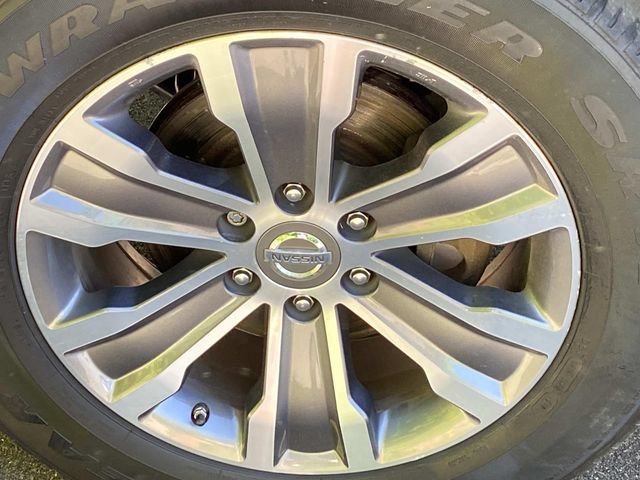 Used 2019 Nissan Titan SL AWD/4WD image 28