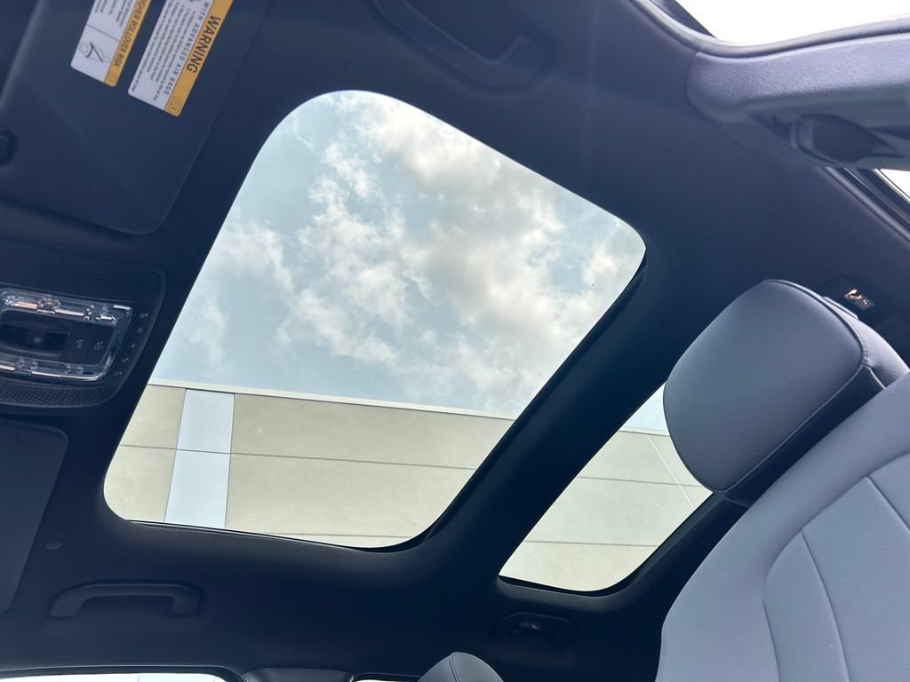 New 2026 Mercedes-Benz GLB 250 4MATIC image 24