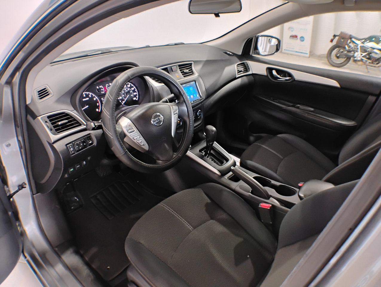 Used 2017 Nissan Sentra S image 54