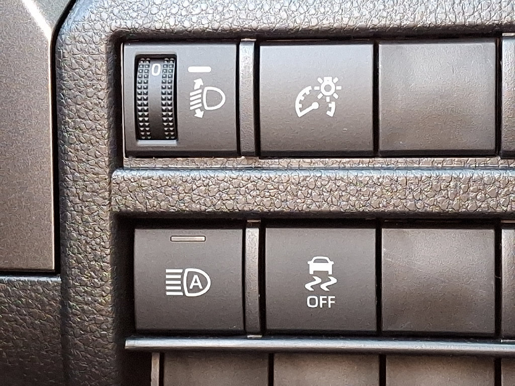 New 2026 Toyota Tacoma SR5 AWD/4WD image 18