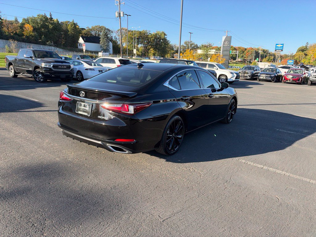 Certified 2024 Lexus ES 350 F Sport w/ Accessory Package (Z2) FWD image 33