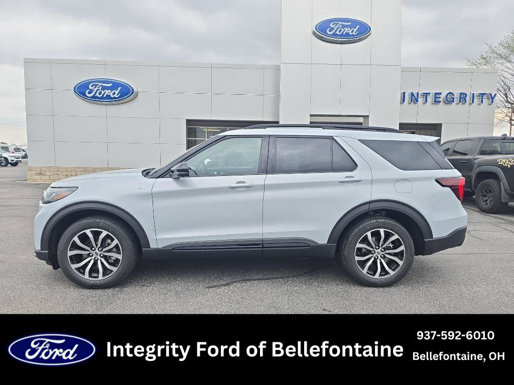 New 2026 Ford Explorer ST-Line AWD/4WD image 1