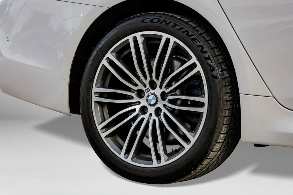 Used 2018 BMW 540i xDrive w/ M Sport Package image 73