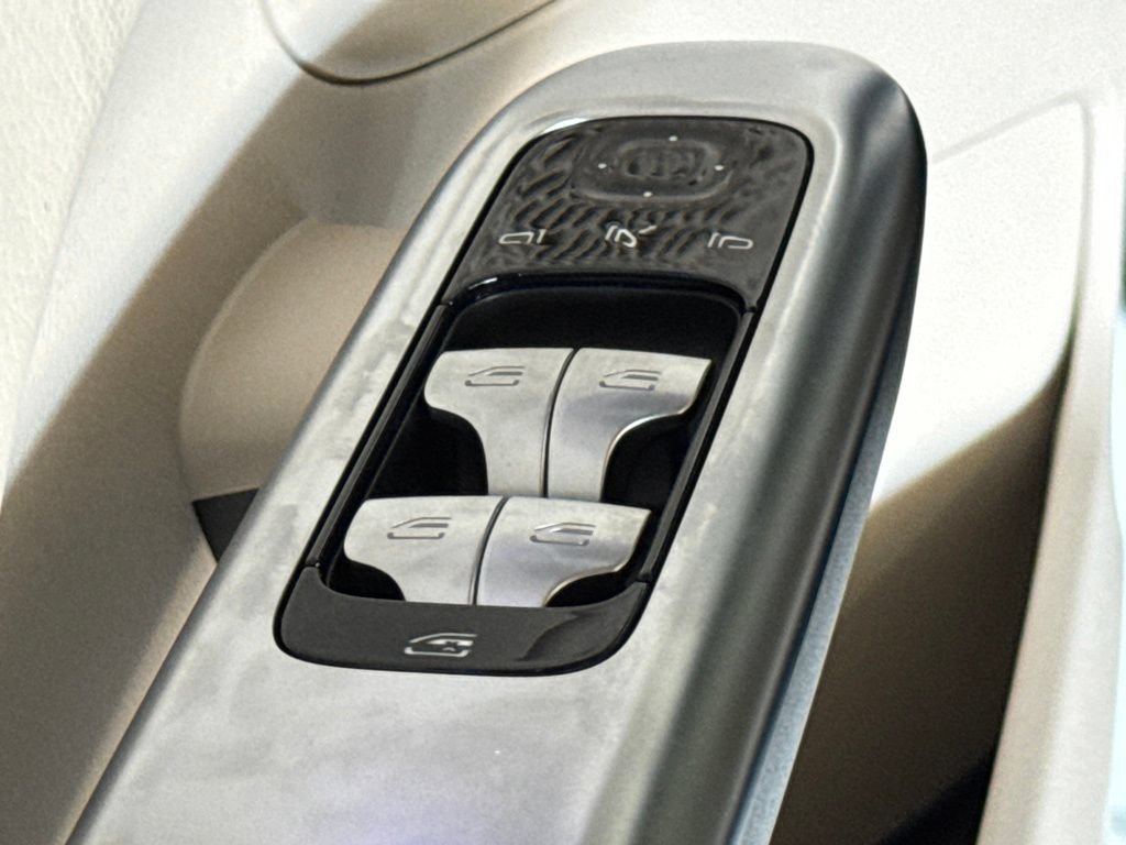 New 2026 Mercedes-Benz C 300 Sedan image 21