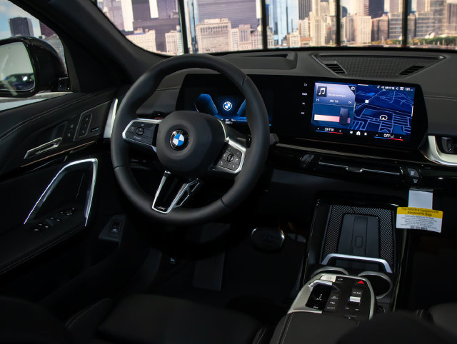 New 2026 BMW X2 xDrive28i w/ Technology Package AWD/4WD image 16