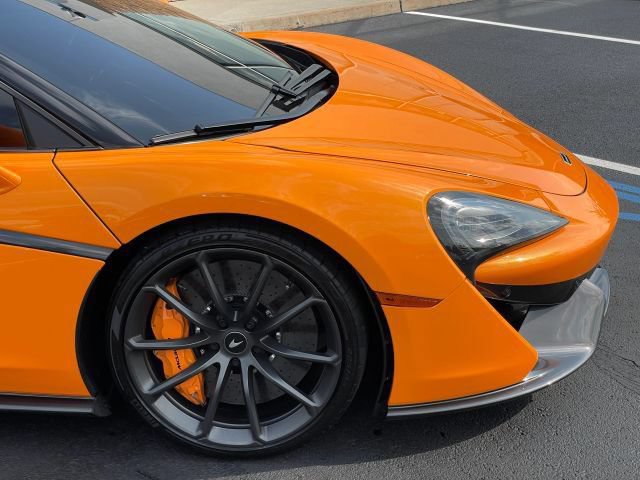 Used 2019 McLaren 570S Spider RWD image 20