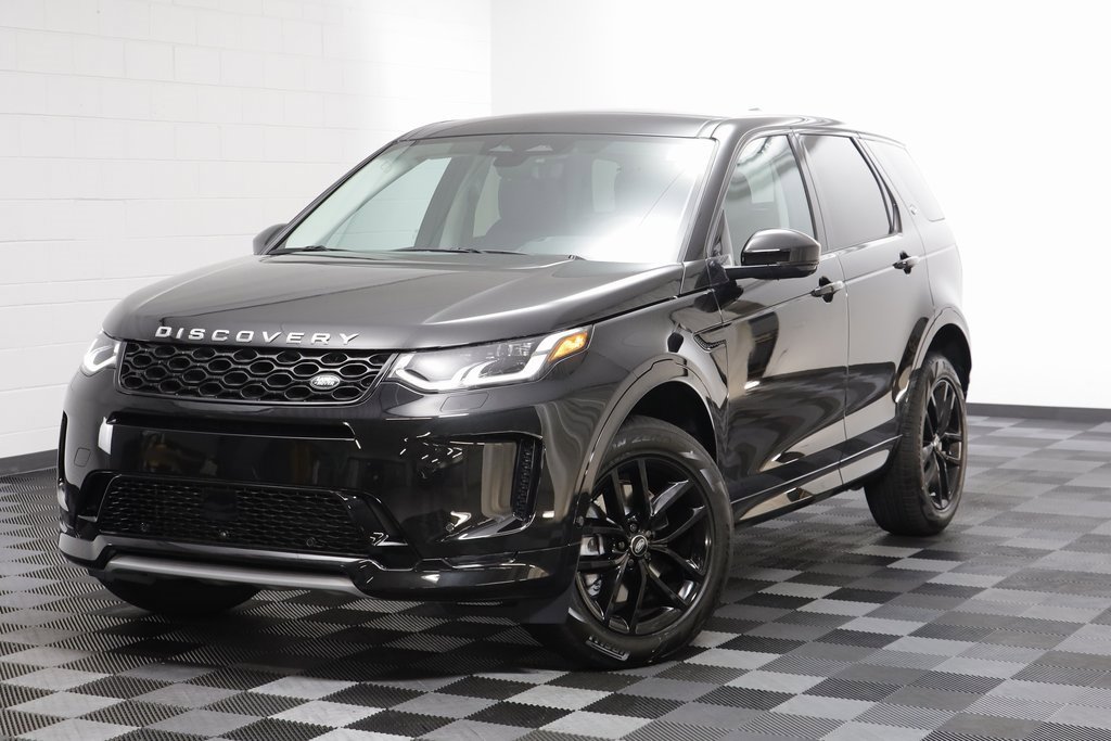 New 2025 Land Rover Discovery Sport S image 1