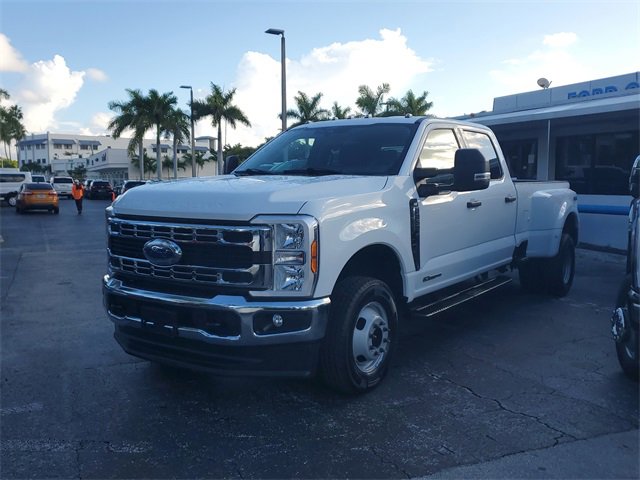 Used 2024 Ford F350 XLT image 31