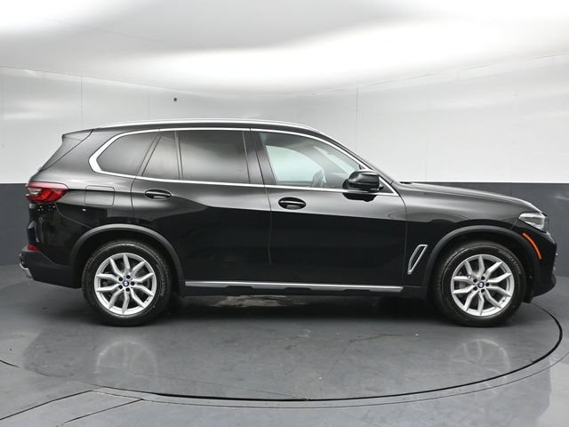 Used 2023 BMW X5 xDrive40i w/ Premium Package AWD/4WD image 8