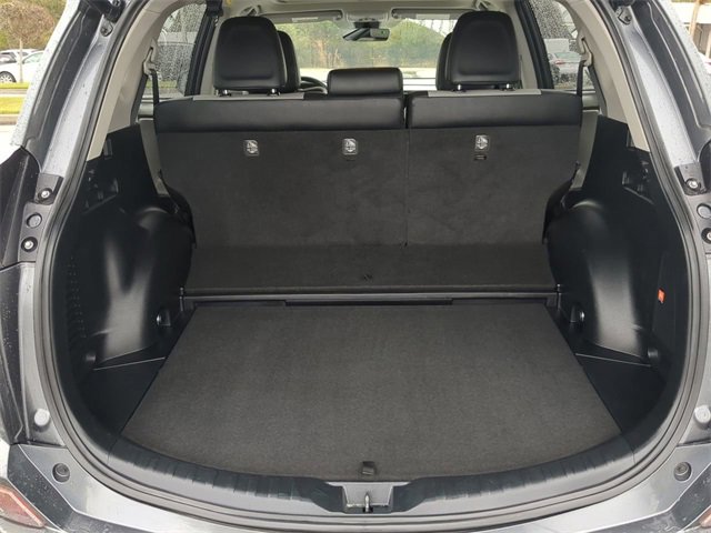 Used 2018 Toyota RAV4 Limited w/ Advanced Technology Package image 13