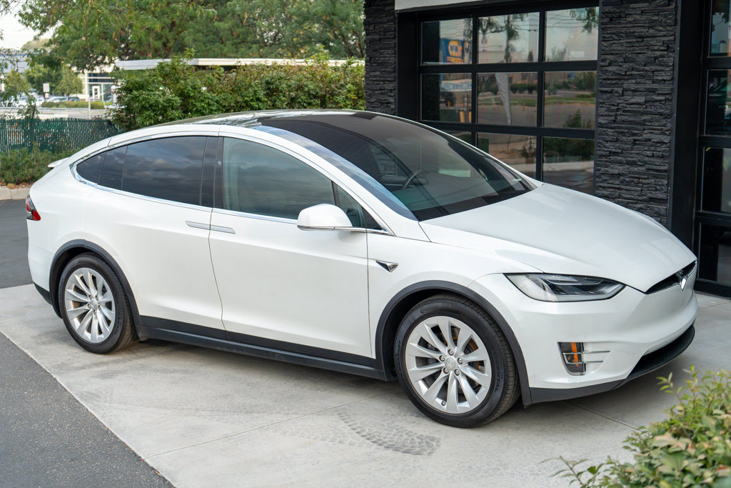 Used 2017 Tesla Model X 75D AWD/4WD image 13
