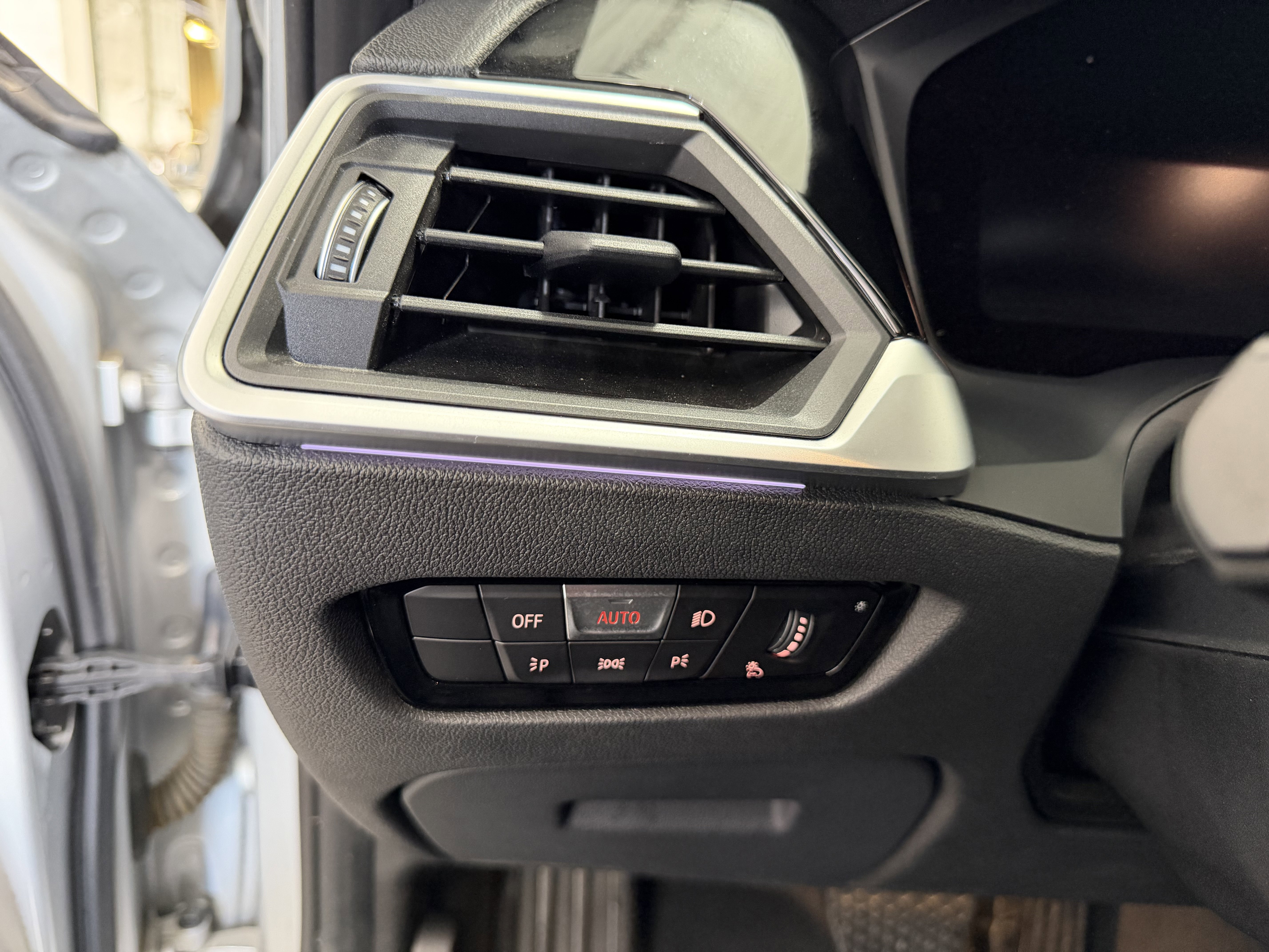 Used 2019 BMW 330i Sedan w/ Premium Package RWD image 13