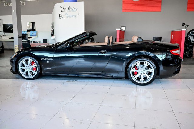 Used 2018 Maserati GranTurismo Sport image 9