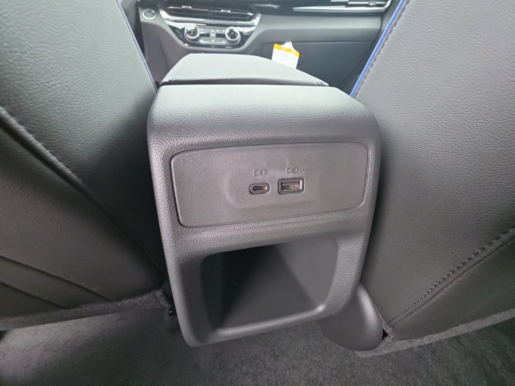 New 2026 Buick Envista Sport Touring w/ Convenience I Package FWD image 17