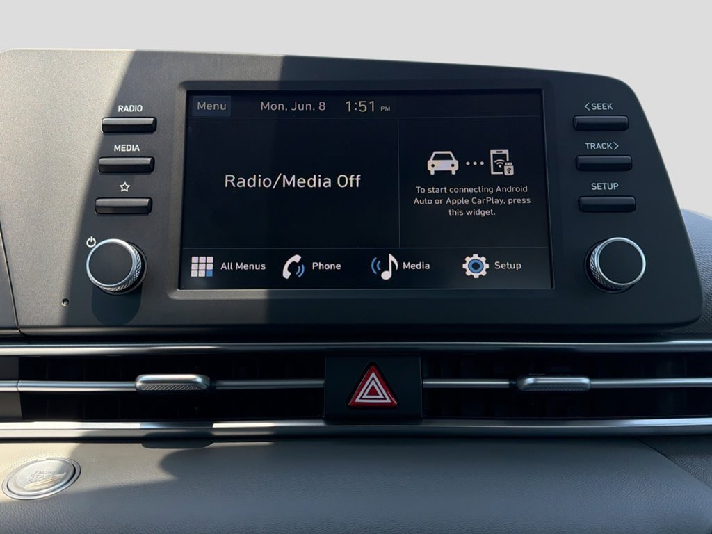 Certified 2025 Hyundai Elantra Sport FWD image 22