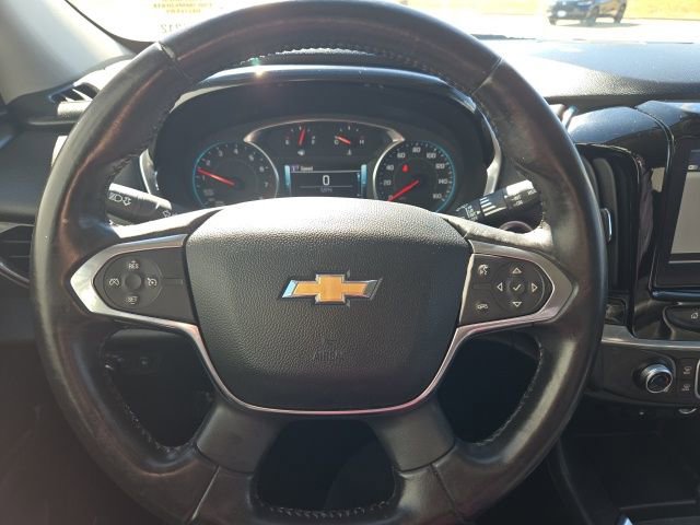 Used 2018 Chevrolet Traverse RS image 16