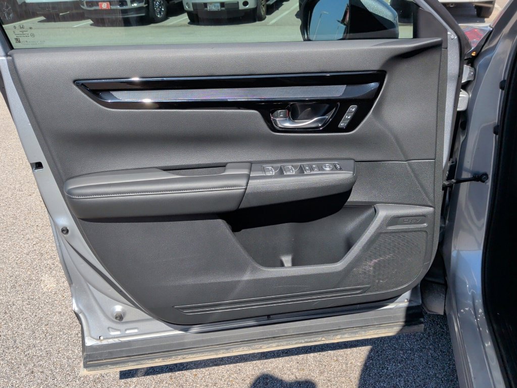 Used 2025 Honda CR-V EX-L image 10