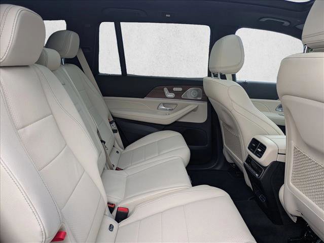 Certified 2026 Mercedes-Benz GLS 450 4MATIC image 20