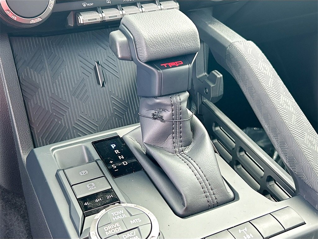 New 2025 Toyota Tacoma TRD Off-Road image 17