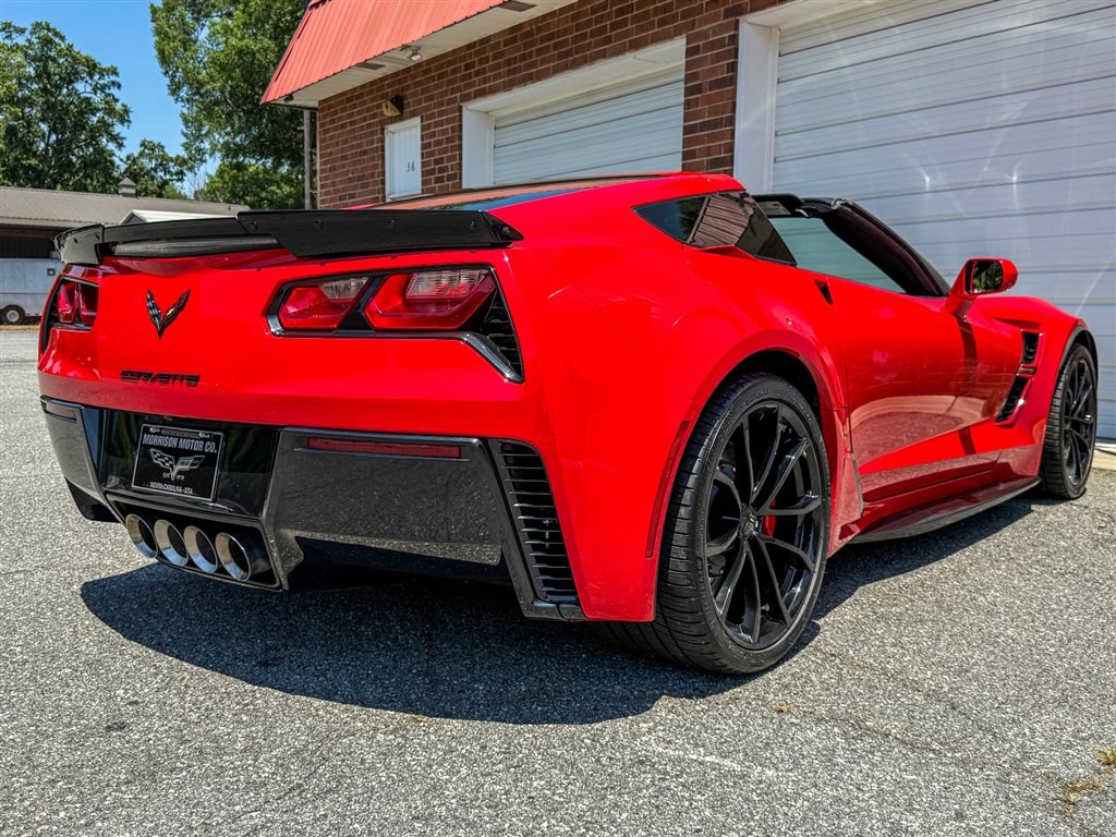 Used 2019 Chevrolet Corvette Grand Sport w/ Carbon Flash Badge Package RWD image 25