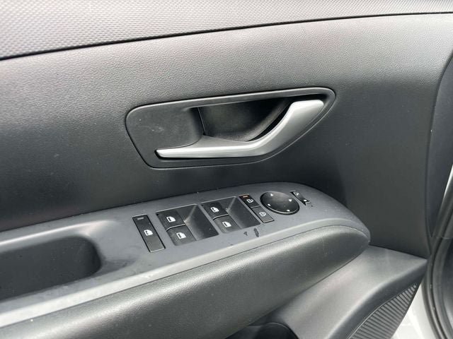 Used 2025 Hyundai Tucson SE AWD/4WD image 19