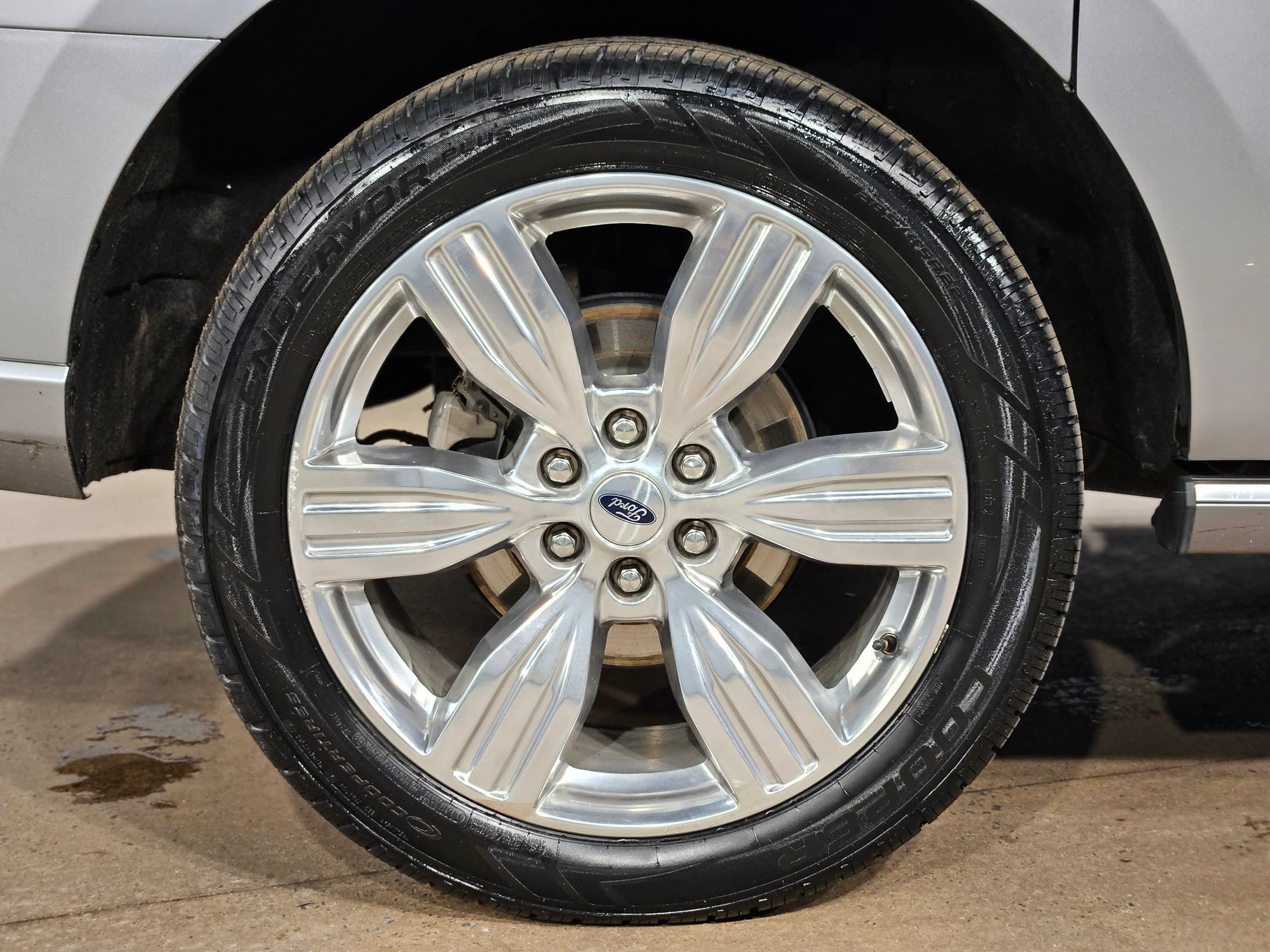 Used 2023 Ford Expedition Max Platinum AWD/4WD image 17