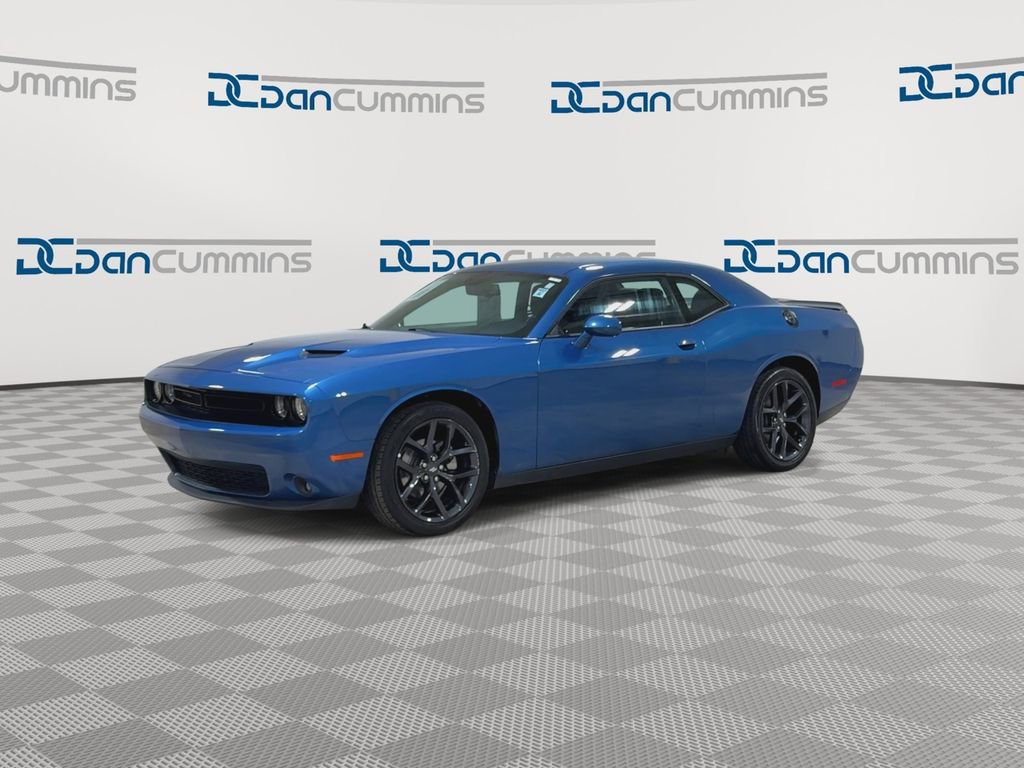 Used 2023 Dodge Challenger SXT w/ Blacktop Package image 4