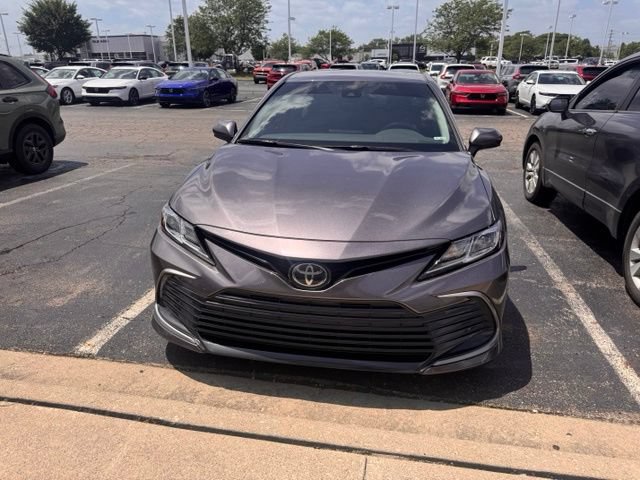 Used 2022 Toyota Camry LE w/ Carpet Mat Package (TMS) FWD image 12