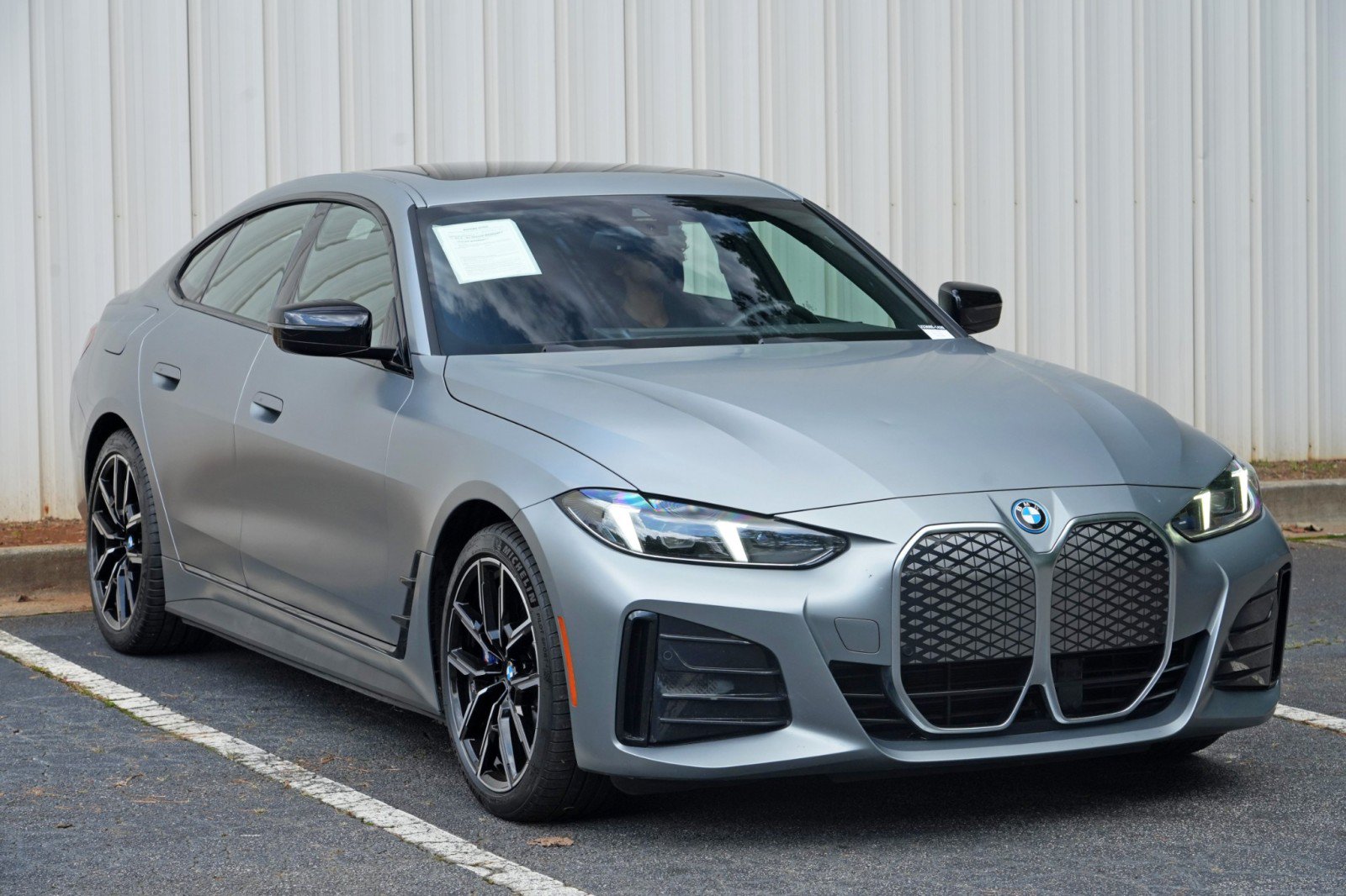 Used 2025 BMW i4 eDrive40 w/ M Sport Package RWD image 51