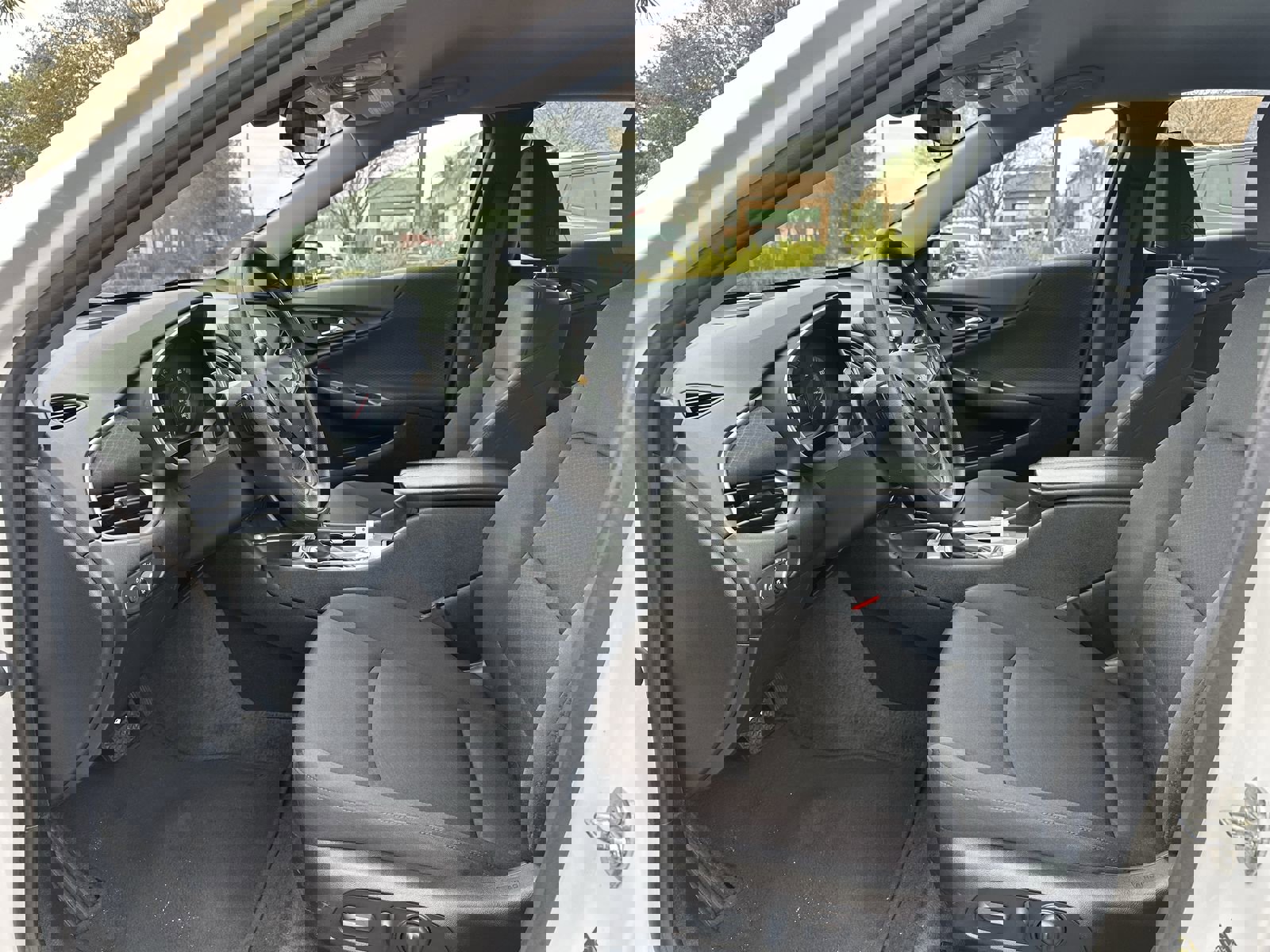 Used 2022 Chevrolet Malibu LT image 16