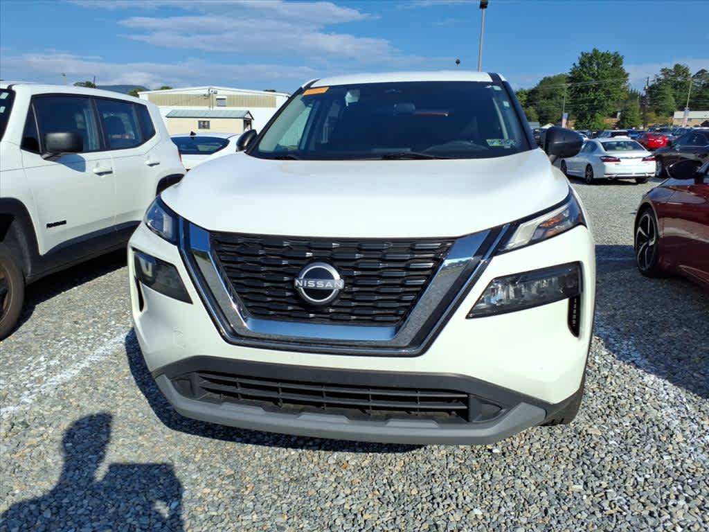 Used 2023 Nissan Rogue S AWD/4WD image 5