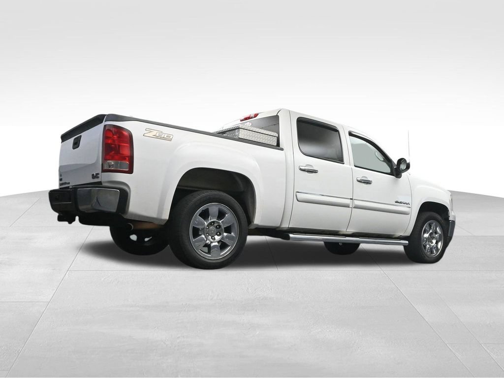 Used 2011 GMC Sierra 1500 SLE w/ Regional Value Package RWD image 13