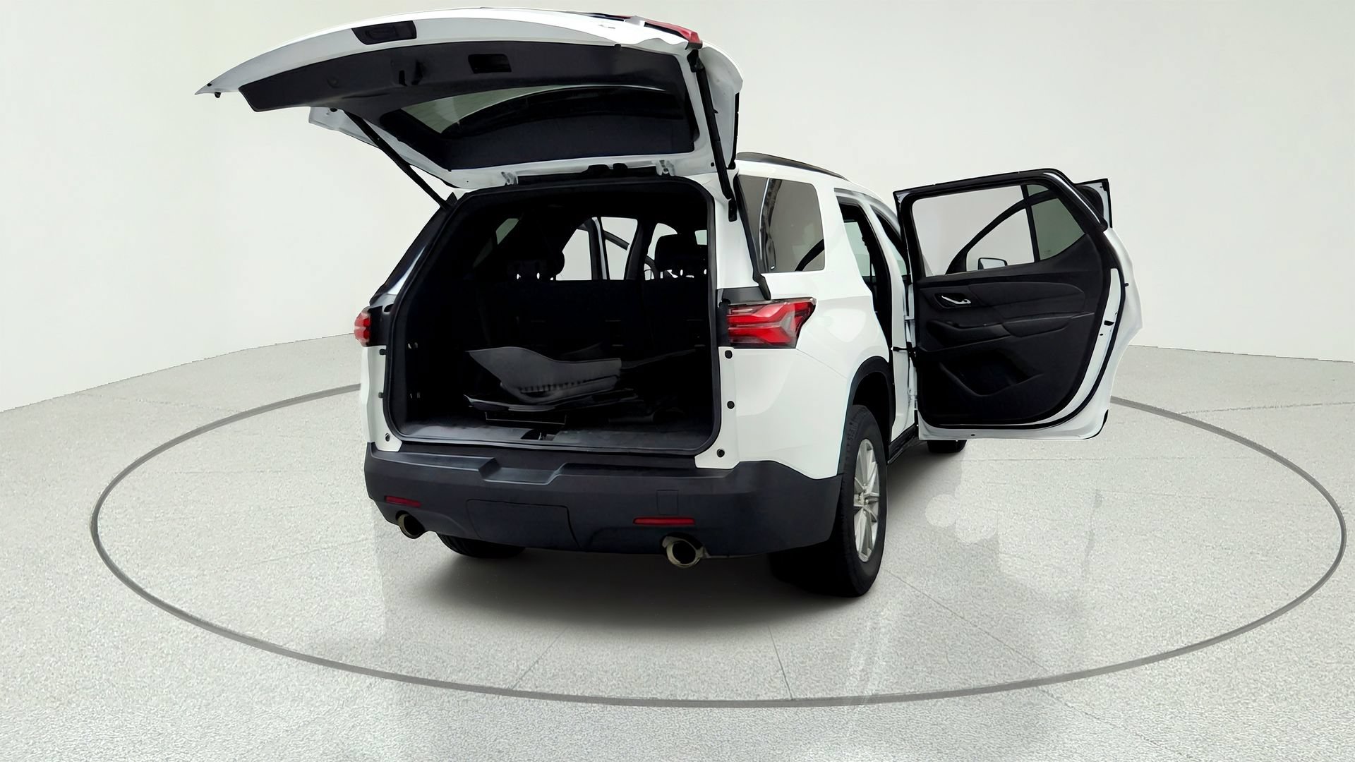 Certified 2023 Chevrolet Traverse LT FWD image 12