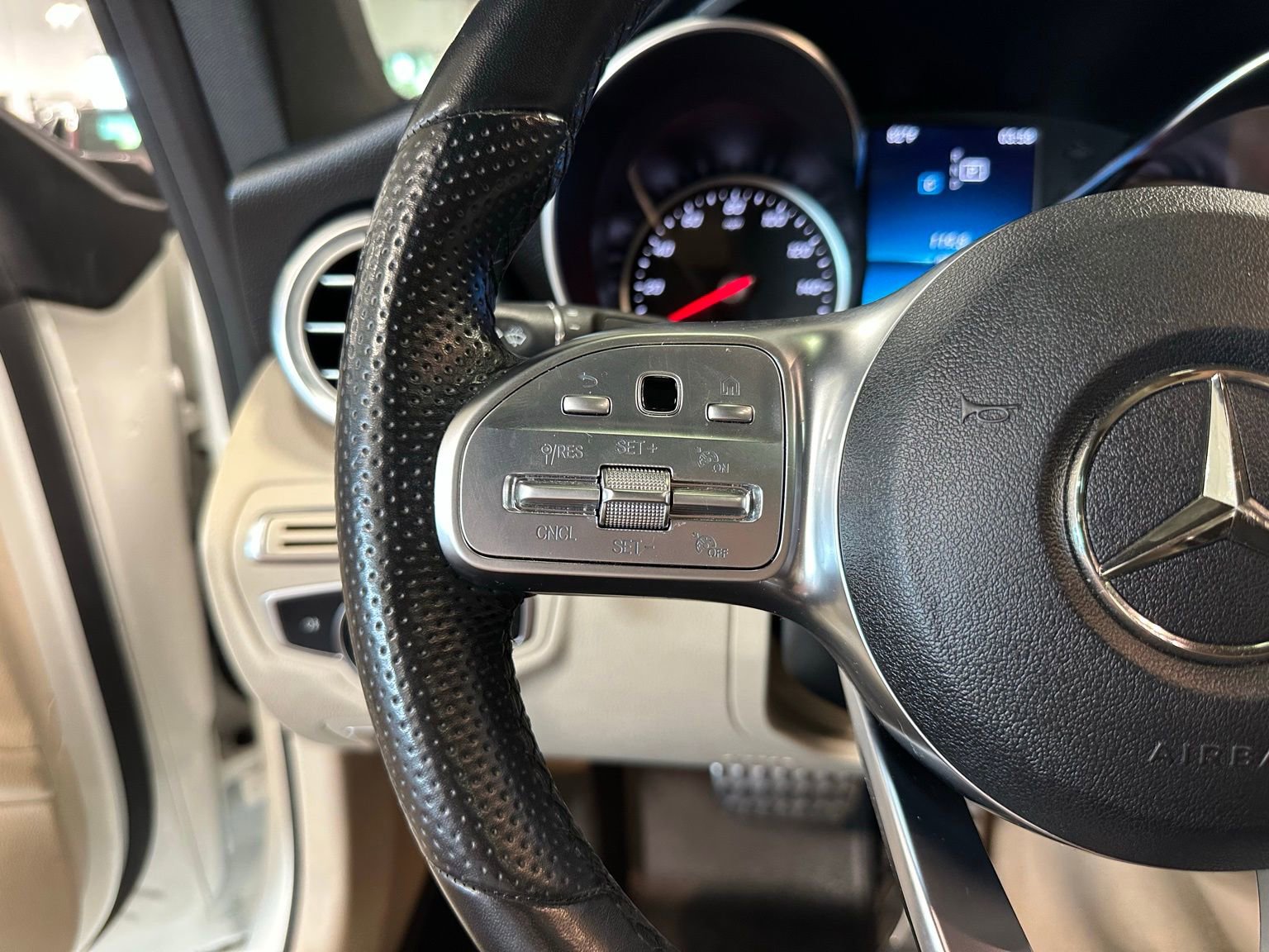 Used 2019 Mercedes-Benz C 300 Coupe image 17