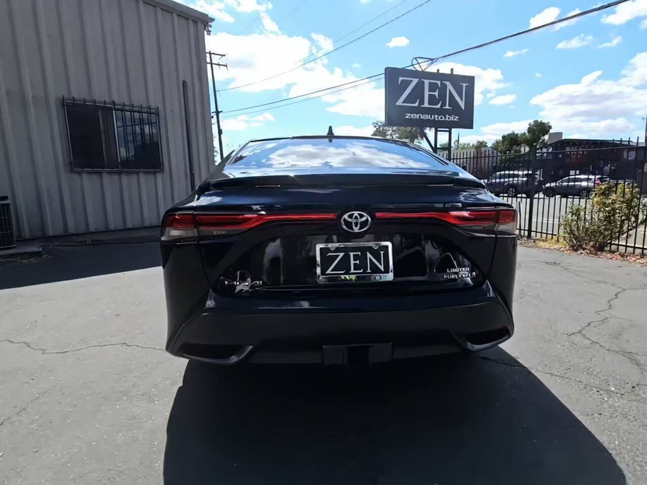 Used 2023 Toyota Mirai w/ Toyota Teammate Package RWD image 6