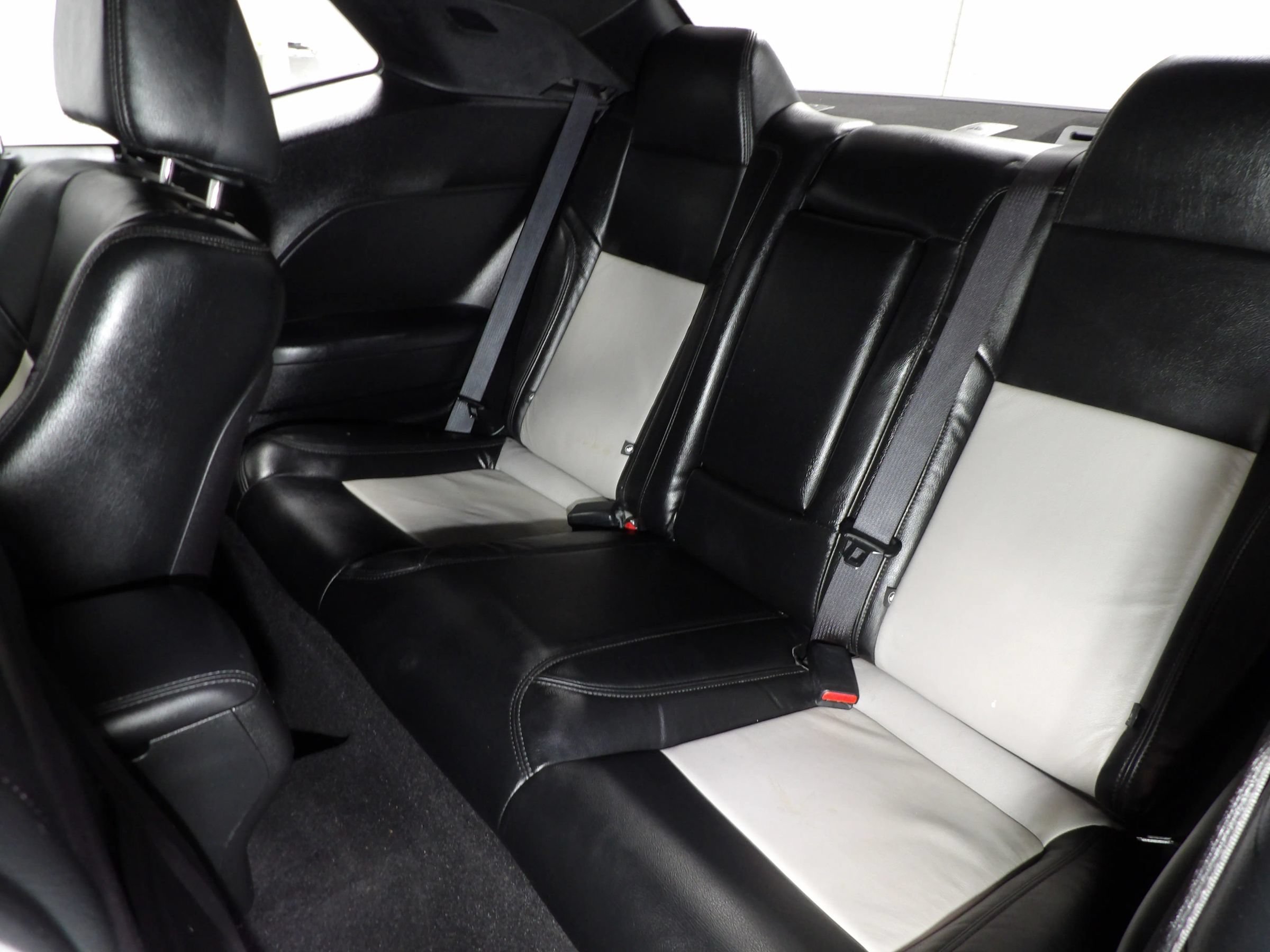 Used 2020 Dodge Challenger GT w/ Blacktop Package AWD/4WD image 12