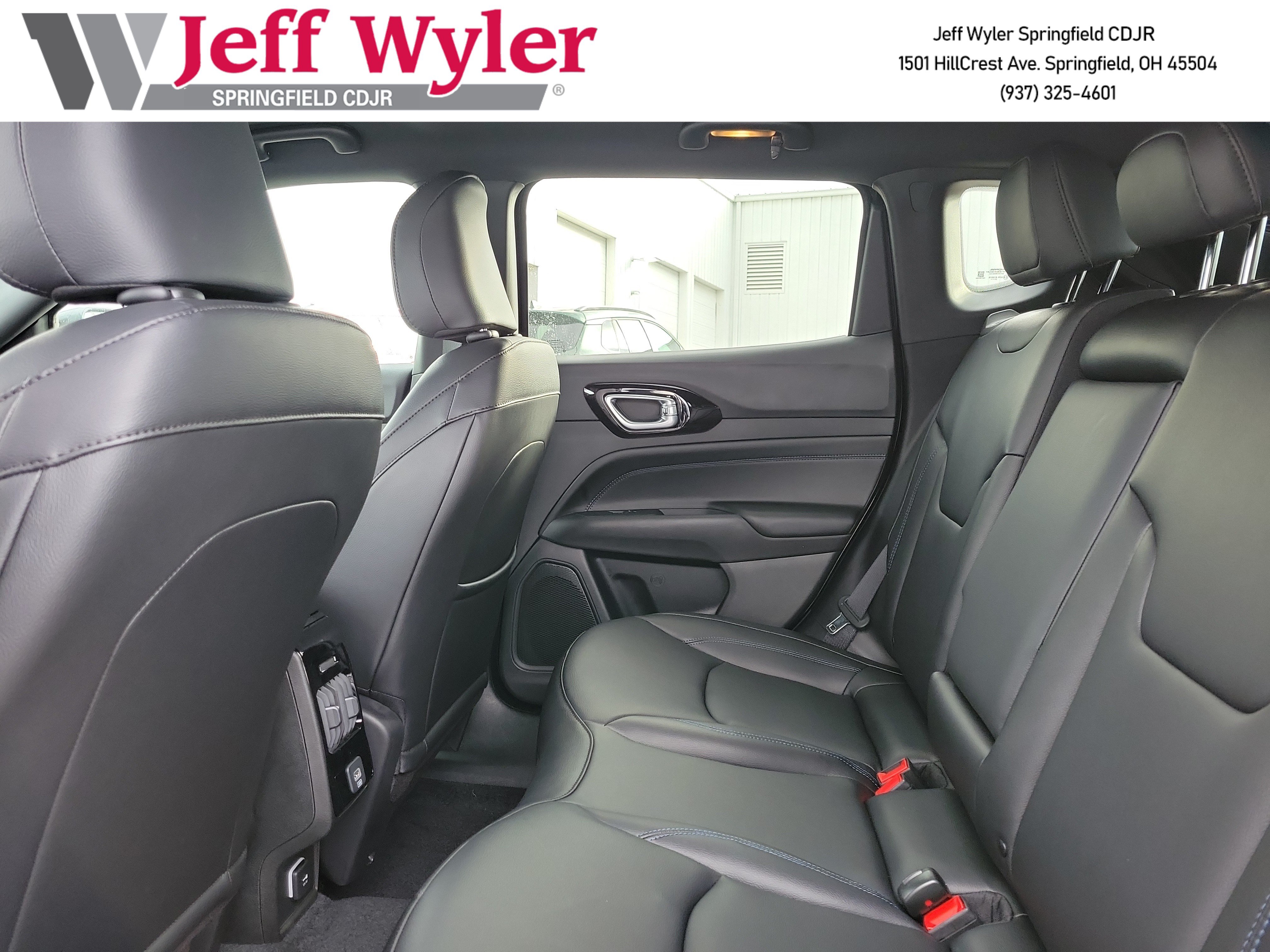 New 2026 Jeep Compass Limited AWD/4WD image 16