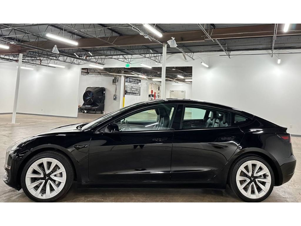 Used 2023 Tesla Model 3 Standard Range RWD image 8