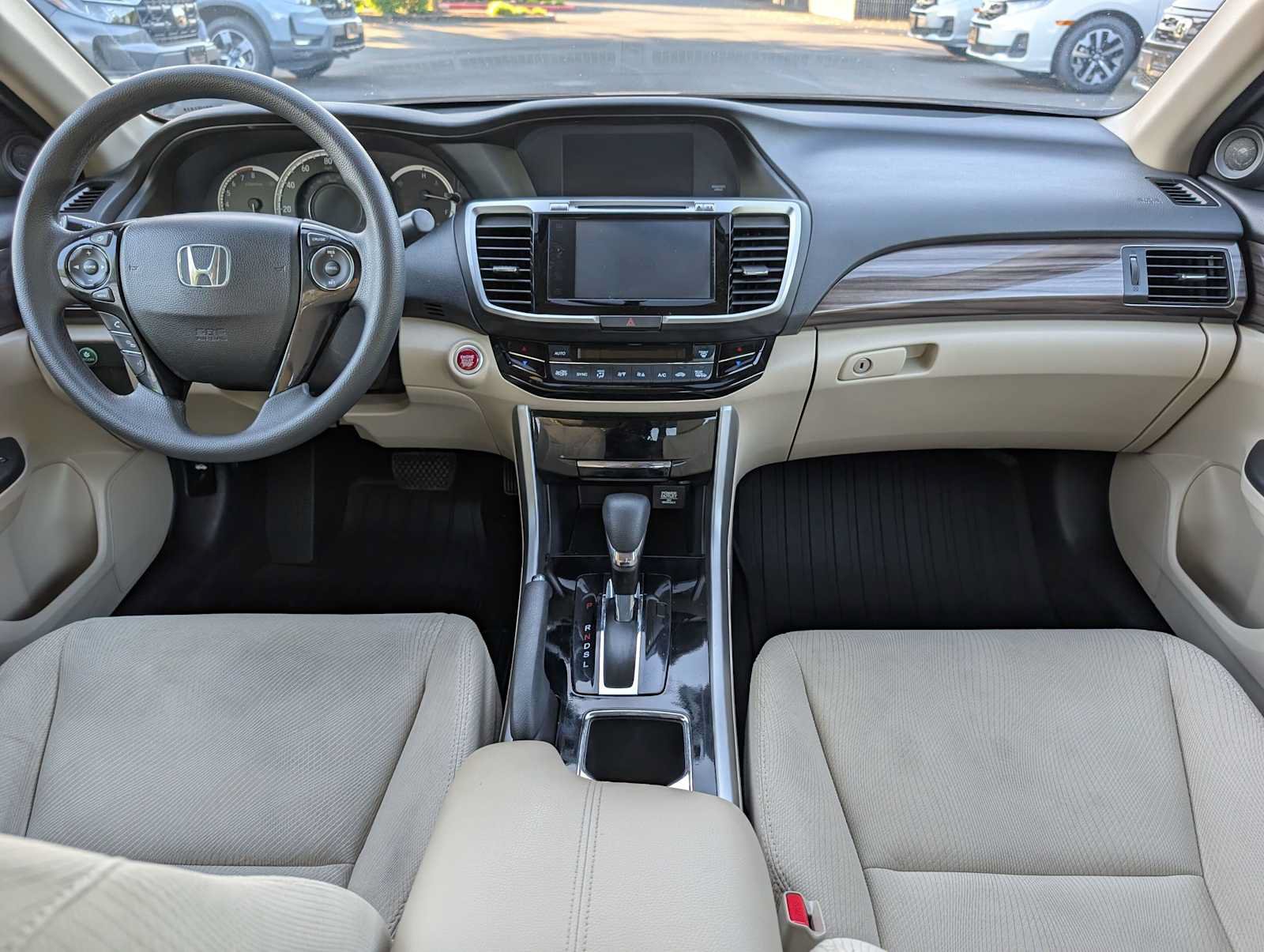 Used 2017 Honda Accord EX image 18