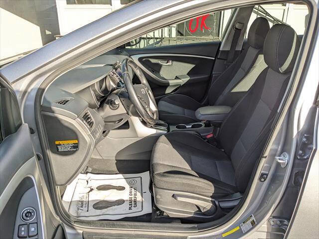Used 2013 Hyundai Elantra GT w/ Touch & Go Pkg image 9