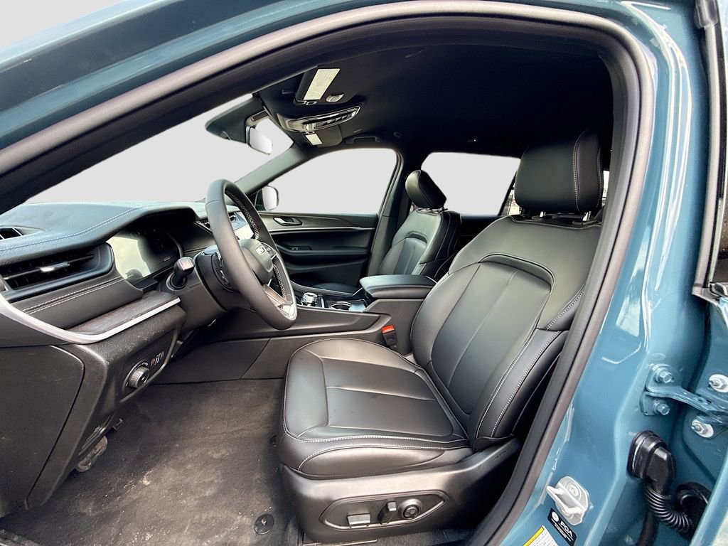 New 2026 Jeep Grand Cherokee L Limited AWD/4WD image 22